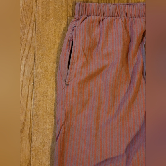 Calvin Klein drawstring lounge pants with gray stripes. Medium - Picture 5 of 8